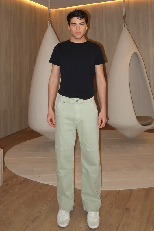 UNIVERSAL PANEL PANT IN PISTACHIO