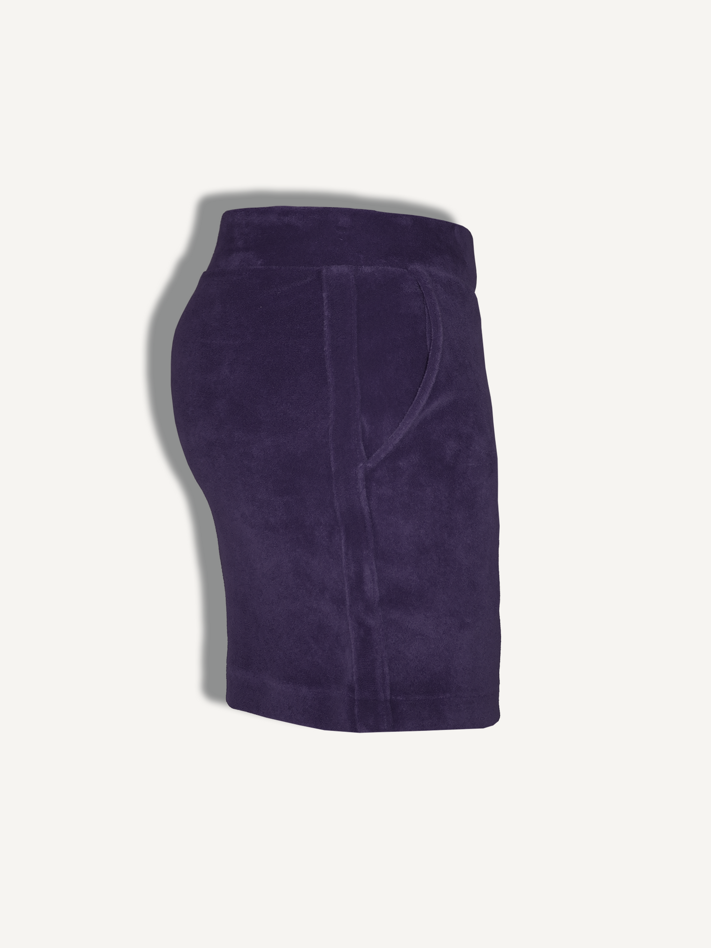RESORT UNIVERSAL SWEATSHORT IN MIDNIGHT